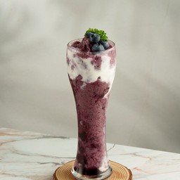 บูลเบอร์รี่ สมูทตี้โยเกิร์ต Blueberry Yogurt Smoothie