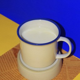 เด็กชงนม (นมสูตรทางร้าน)