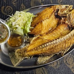 ปลากระพงทอดน้ำปลา