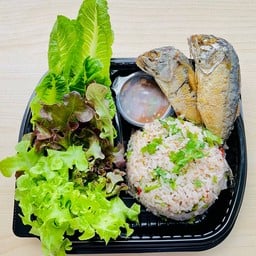 สลัด ผักสด ออร์แกนิค คุณฝน