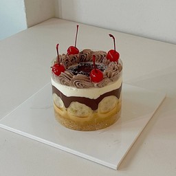 Banoffie Birthday Cake