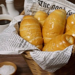 ชิโอะปังออริจินอล Original Shio Pan