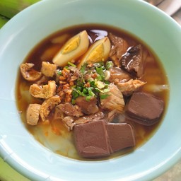 ก๋วยจั๊บขาหมู