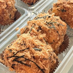 เค้กไก่หยองมายองเนส ไส้แน่น หน้าแน่น อิ่มมาก