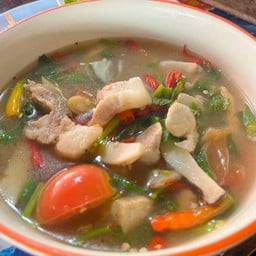 ต้มเเซ่บกระดูกอ่อนหมู