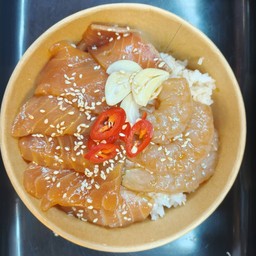 เซ็ทข้าวหน้ากุ้ง-แซลมอนดองซีอิ๊ว