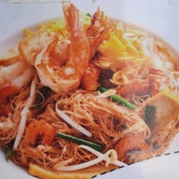 ผัดไทยกุ้งสด (เส้นหมี่)