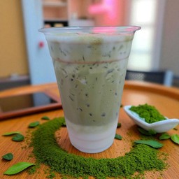 มัทฉะ ลาเต้ เย็น