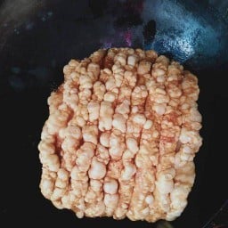 หมูกรอบนายโอ(สาขามหาสารคาม)