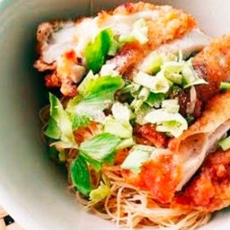 หมี่ไก่ทอด