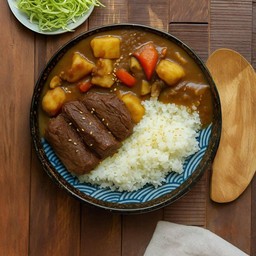 ข้าวแกงกระหรี่ เนื้อตุ๋น