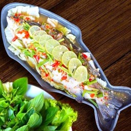 กะพงนึ่งมะนาวกระเทียมโทน (ตัว)