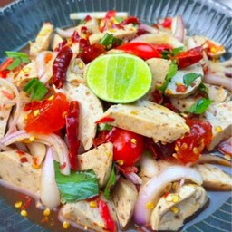 ยําไข่เค็มหมูยอ