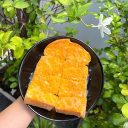 ขนมปังปิ้งเนยนม