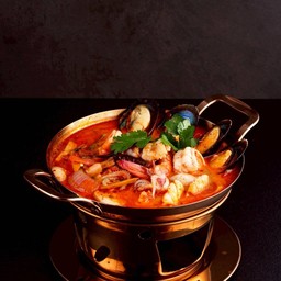 ต้มยำรวมมิตรทะเล ถ้วย Mixed Tom Yum