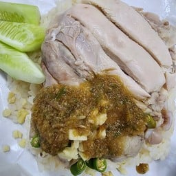 ข้าวมันไก่ 2 พ.