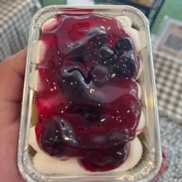 เค้กนมสด ซอสบลูเบอรี่