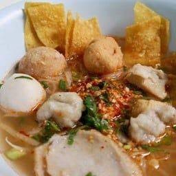 เส้นหมี่โฟแคระ