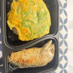 ข้าวน้ำพริกปลาทูทอด