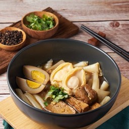 ก๋วยจั๊บเป๋าฮื้อ