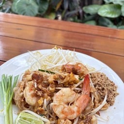 ผัดไทยกุ้งสด