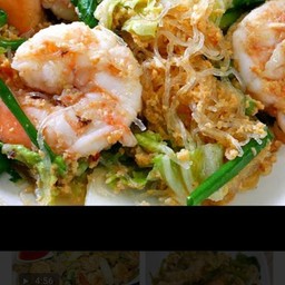 สุกี้แห้งกุ้ง