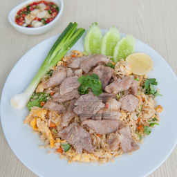 ข้าวผัดหมู