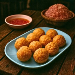 ลูกชิ้นกรอบ