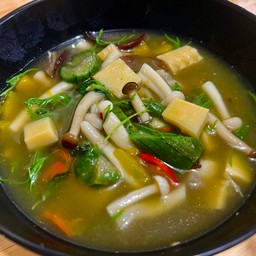แกงเห็ดหน่อไม้รวม