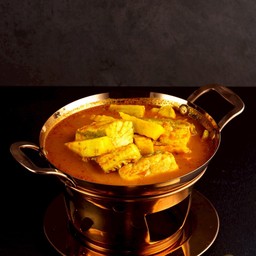 แกงเหลืองปลากระพงยอดมะพร้าวอ่อน Thern thai yellow sour fish curry