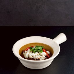 เนื้อปูก้อนอบวุ้นเส้น Stir fried crab meat with glass noodles