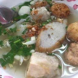 เส้นใหญ่น้ำแคระ