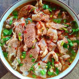 ต้มแซ่บเนื้อเปื่อย