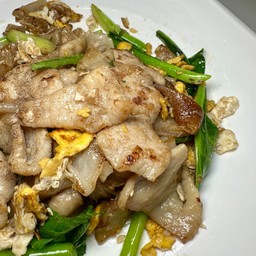 ผัดซีอิ๊วหมู