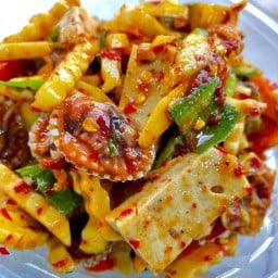 แซ่บสไปร์ท