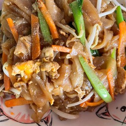 ผัดซีอิ้วหมู