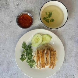 นายอาทิตย์ข้าวมันไก่บะหมี่๊เกี๊ยว