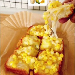 ขนมปังหน้าคอนชีส