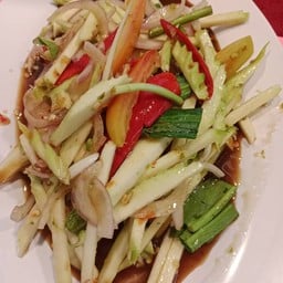 ยำมะม่วง(ปลาร้า)