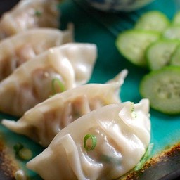 เกี๊ยวซ่าหมู - 15 ชิ้น