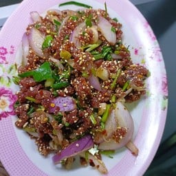 ขวัญ&จุ๋ม ส้มตำ ลาบก้อย