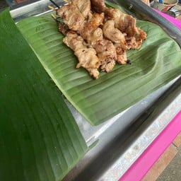 ร้านลุงสอนลาบขม