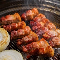 หมูสามชั้น (200g)