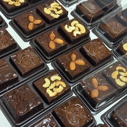 บราวนี่เซตคละหน้า 2 ชิ้น