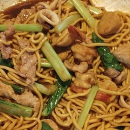 ร้านขนมจีนน้ำเงี้ยว+หมี่+อาหารตามสั่งเกาะสิเหร่