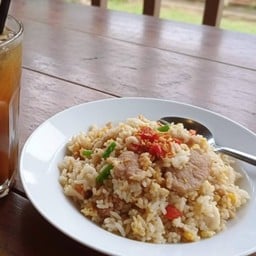 ข้าวผัดหมู