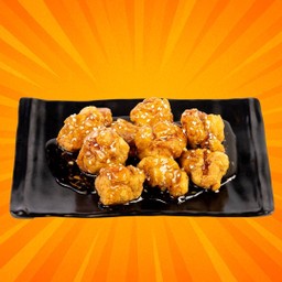 ไก่กรอบราดซอสกระเทียม