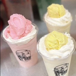 ไอติมสตรอเบอรี่ปั่น (แก้ว 22 ออน)