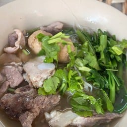 ก๋วยเตี๋ยวหมู