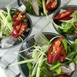 ปลากระพงนึ่งมะนาว